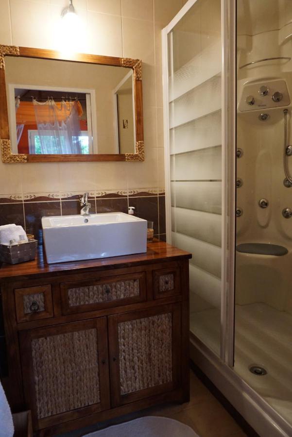 Bed and Breakfast Les Centauris à Pléguien Extérieur photo
