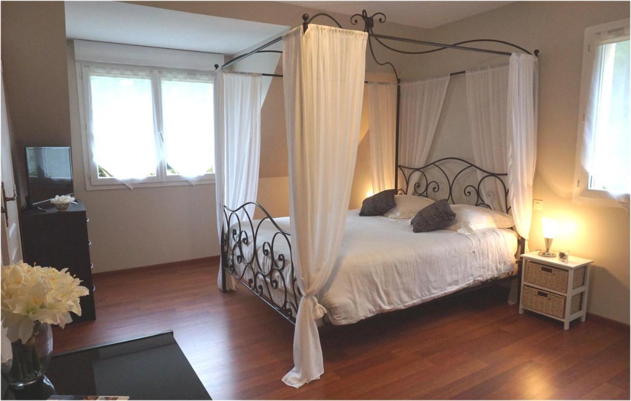 Bed and Breakfast Les Centauris à Pléguien Extérieur photo